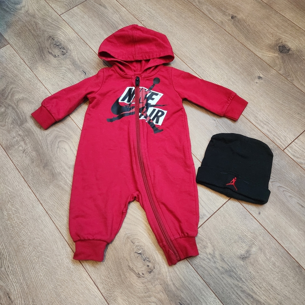 3m baby Nike Jordan romper and hat